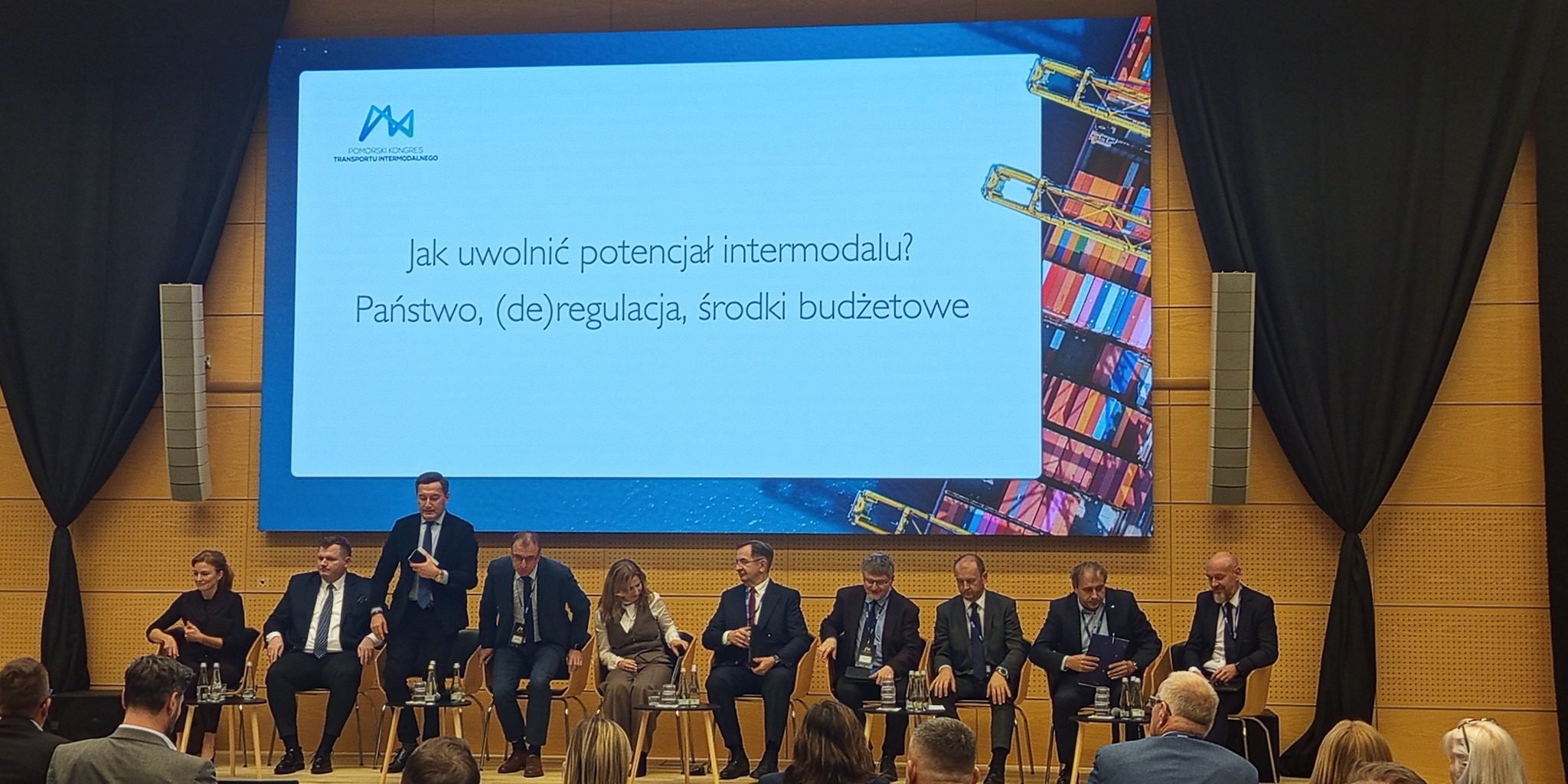 572466140_25895703560019034_8202012794686466382_n