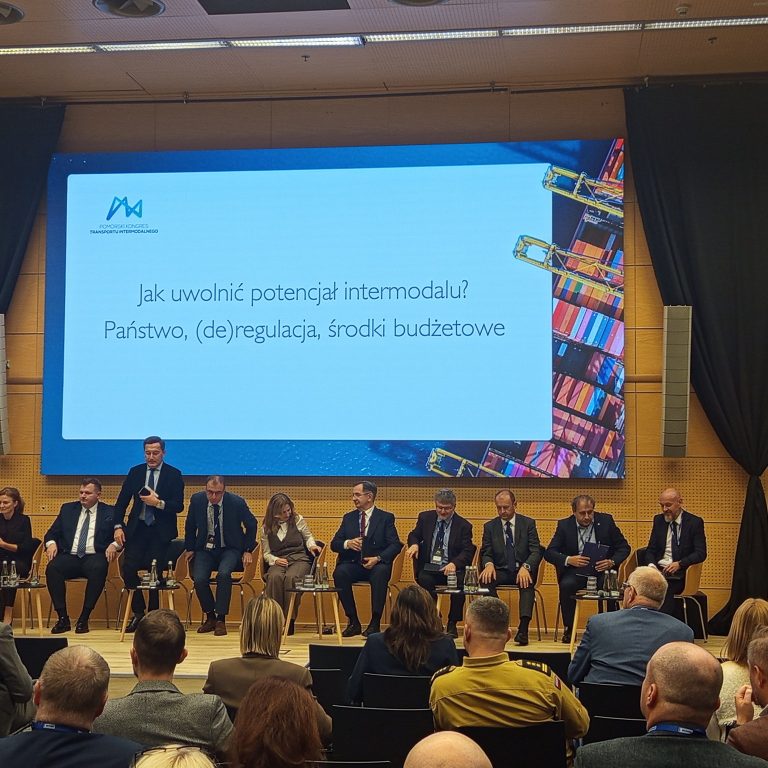 572466140_25895703560019034_8202012794686466382_n