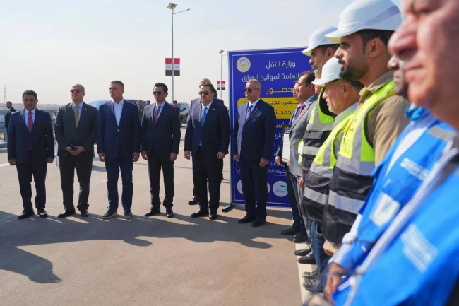 photo_5298851941247028974_y